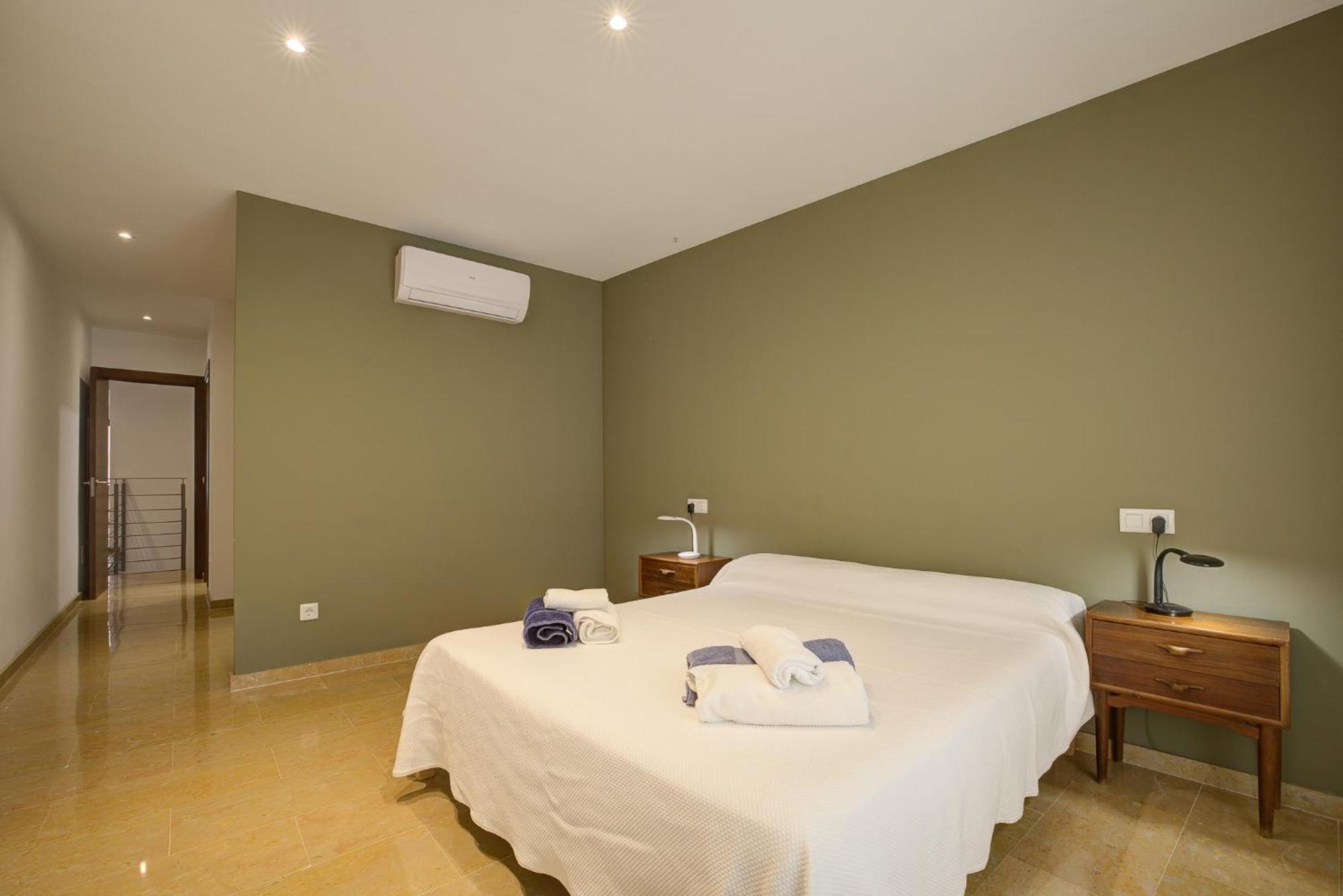 Comtat 1 By Renallorca Apartment *