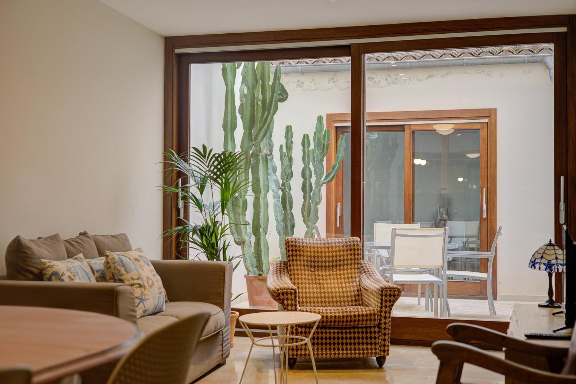 Apartment Comtat 1 By Renallorca