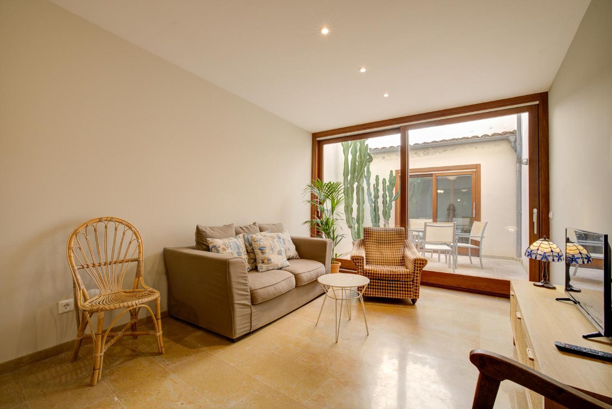 Comtat 1 By Renallorca Apartment